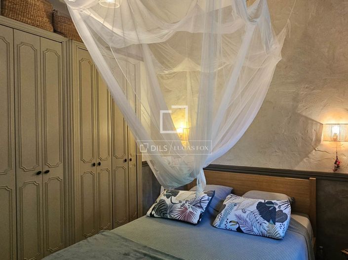 Image No.21-5 Bed House for sale