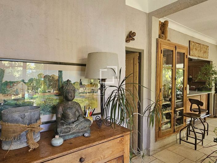 Image No.24-5 Bed House for sale