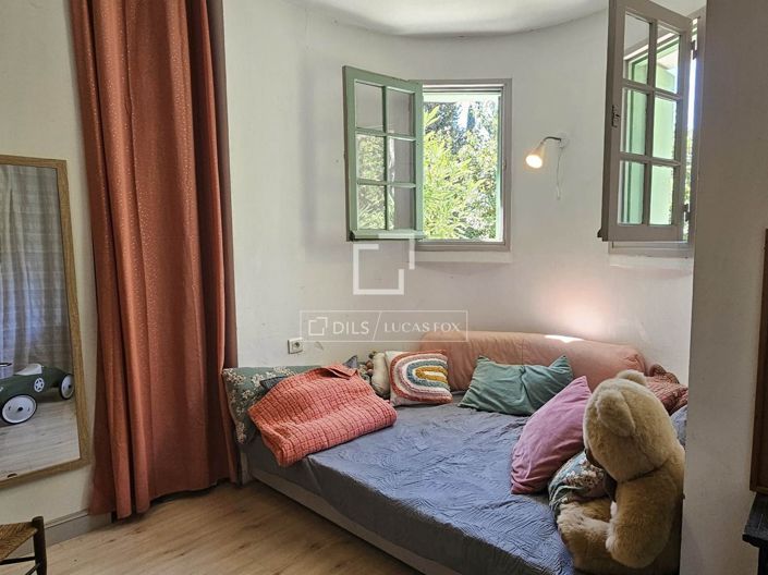 Image No.26-5 Bed House for sale