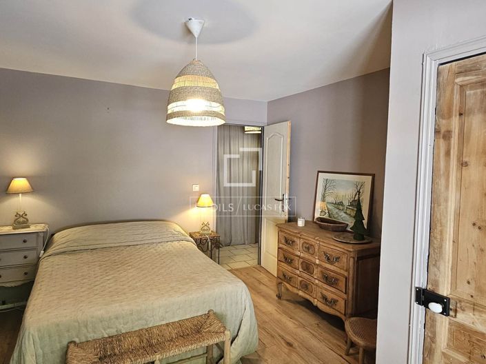 Image No.35-5 Bed House for sale