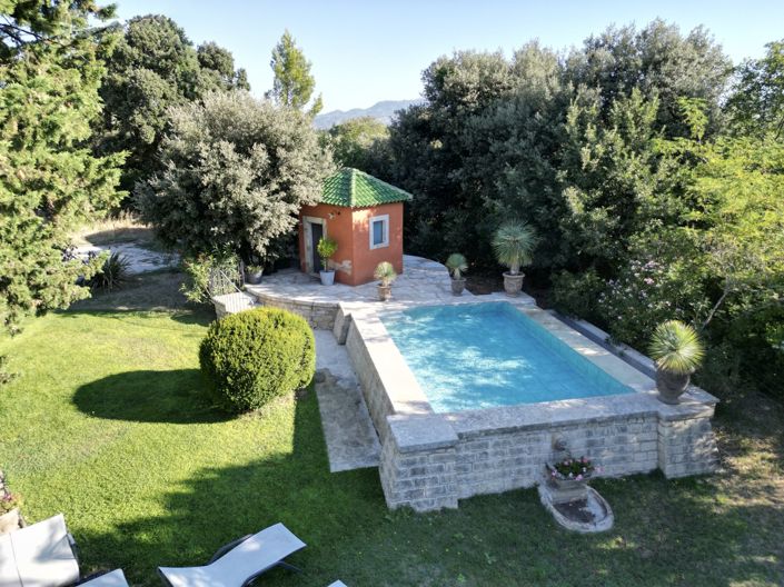 Image No.7-Propriété de 18 chambres à vendre à Loriol-du-Comtat