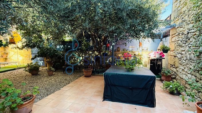 Image No.18-4 Bed House for sale