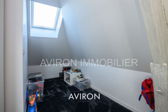 Image No.21-5 Bed House for sale