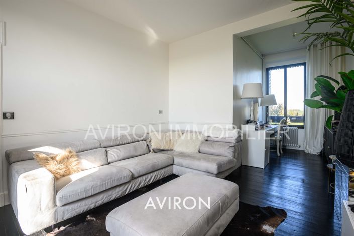 Image No.6-5 Bed House for sale