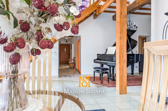 Image No.10-5 Bed House for sale