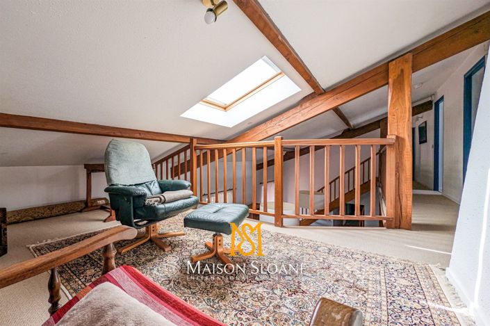 Image No.12-5 Bed House for sale