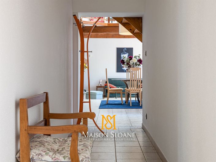 Image No.6-5 Bed House for sale