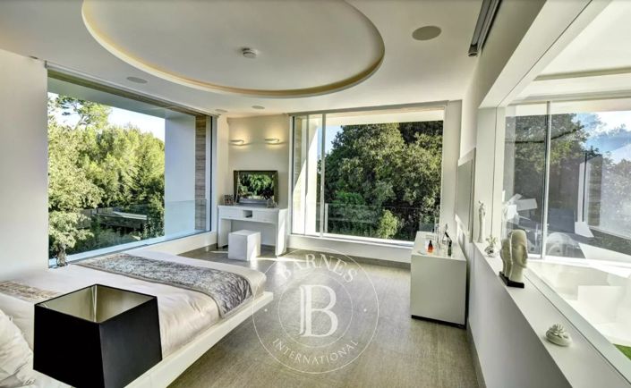 Image No.6-House for sale