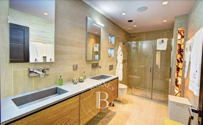 Image No.8-House for sale