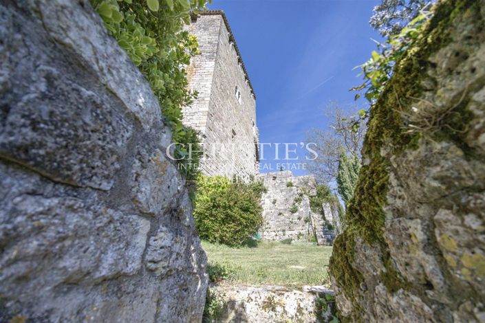 Image No.15-7 Bed House for sale