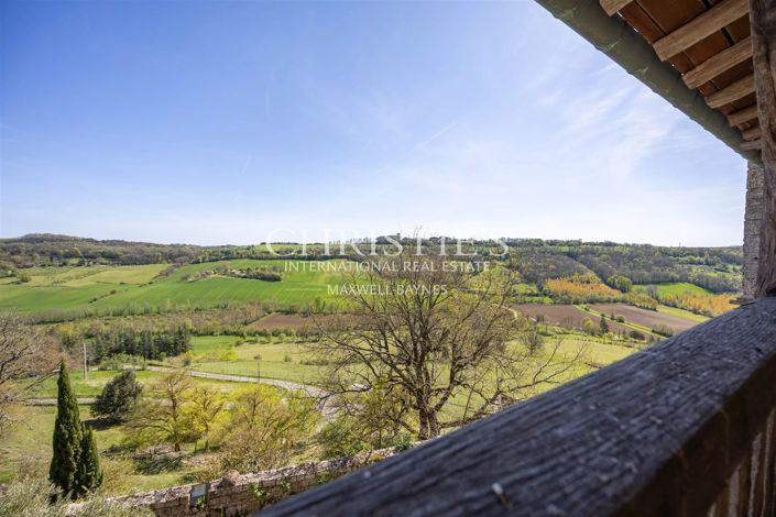 Image No.4-7 Bed House for sale