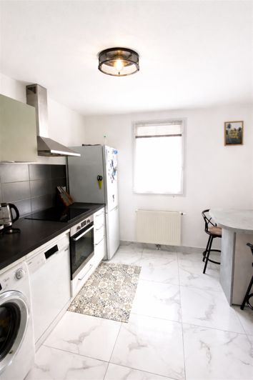 Image No.3-4 Bed Apartment for sale