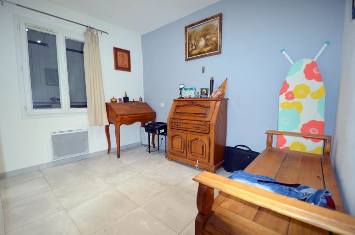 Image No.6-3 Bed House for sale