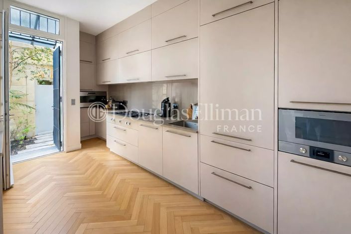 Image No.5-Maison de 4 chambres à vendre à Bordeaux