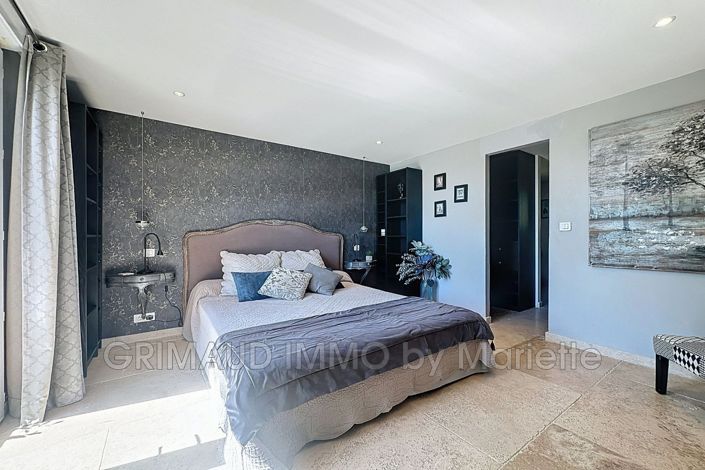 Image No.12-3 Bed House for sale