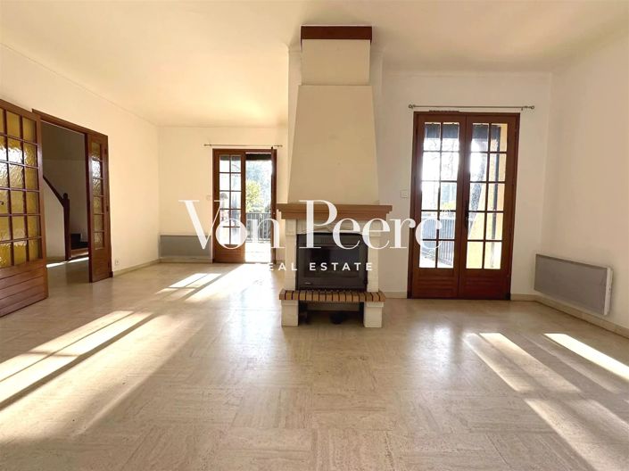 Image No.2-Maison de 4 chambres à vendre à Villeneuve-lès-Avignon