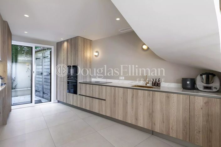 Image No.7-3 Bed Apartment for sale