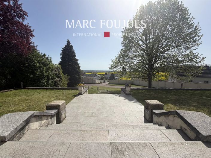 Image No.32-5 Bed House for sale