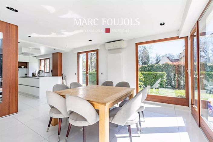 Image No.11-4 Bed House for sale