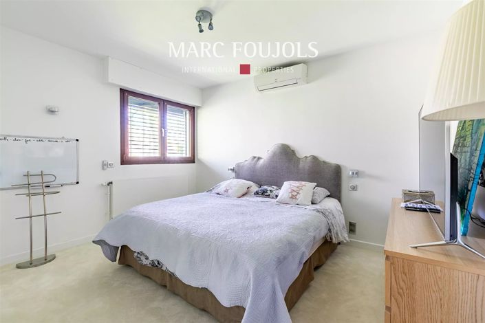 Image No.18-4 Bed House for sale