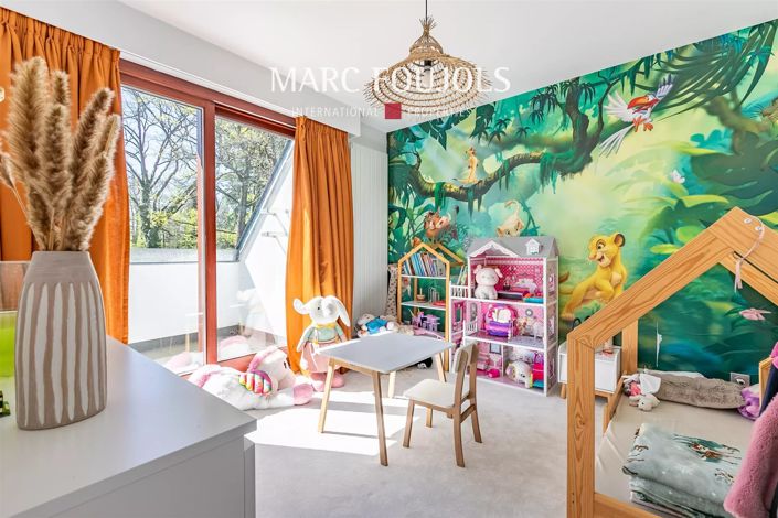 Image No.20-4 Bed House for sale