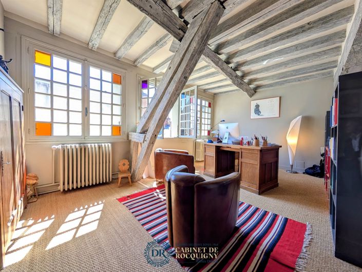 Image No.18-5 Bed Apartment for sale