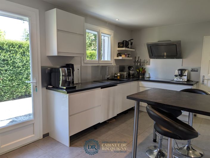 Image No.14-4 Bed House for sale