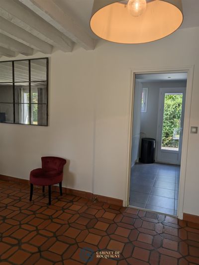 Image No.8-4 Bed House for sale