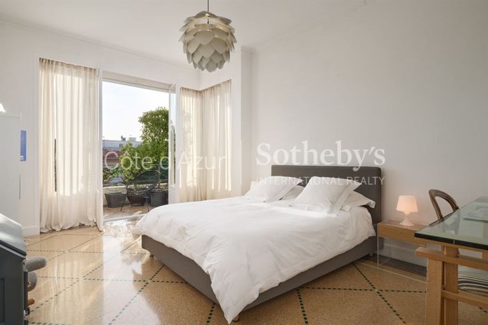Image No.16-7 Bed House for sale