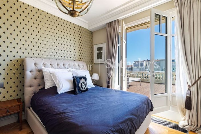 Image No.15-6 Bed Apartment for sale