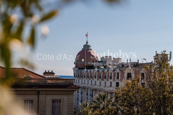 Image No.20-6 Bed Apartment for sale