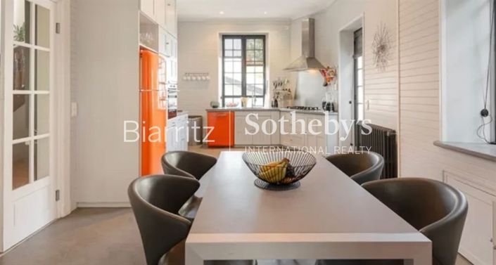 Image No.8-Propriété de 7 chambres à vendre à Biarritz