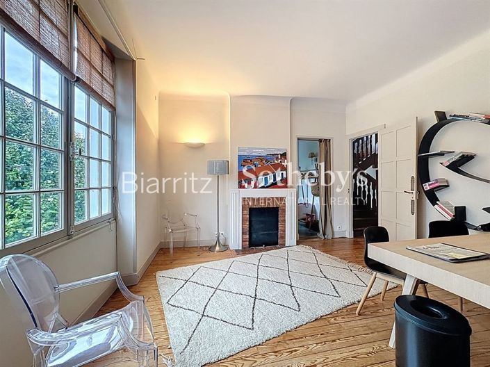 Image No.9-Propriété de 7 chambres à vendre à Biarritz