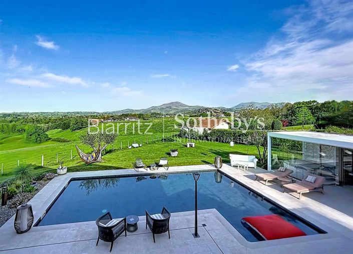 Image No.2-Maison de 5 chambres à vendre à Larressore