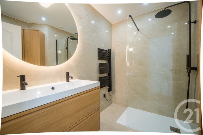 Image No.13-3 Bed Apartment for sale