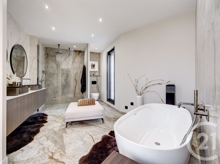 Image No.17-5 Bed House for sale