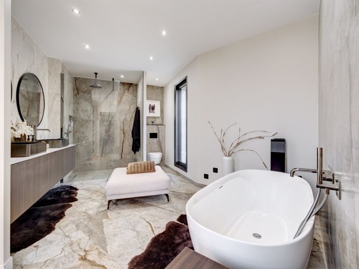 Image No.17-5 Bed House for sale