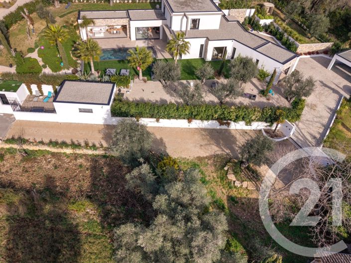 Image No.4-5 Bed House for sale