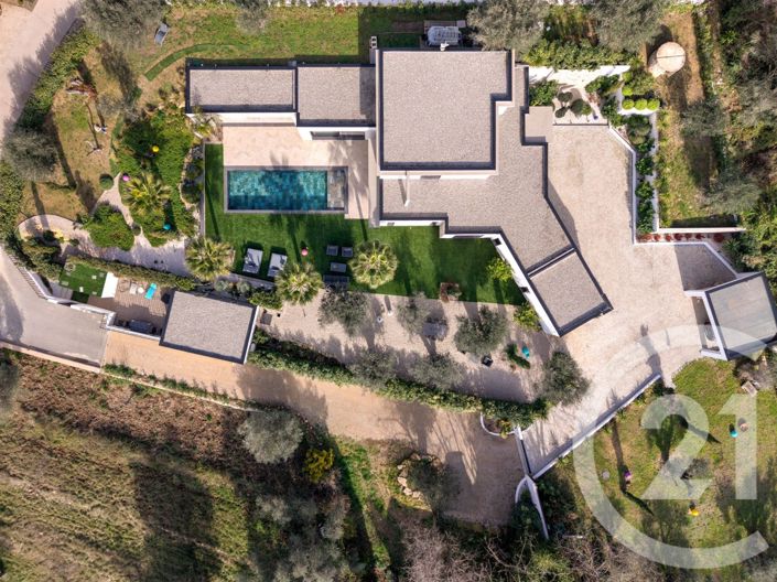 Image No.5-5 Bed House for sale