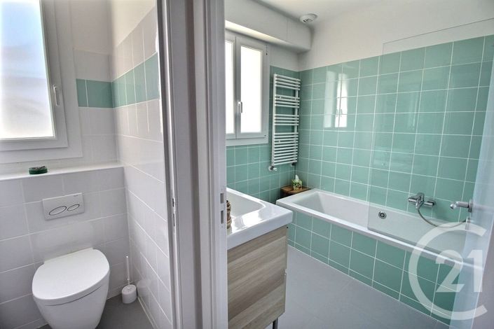 Image No.13-3 Bed House for sale