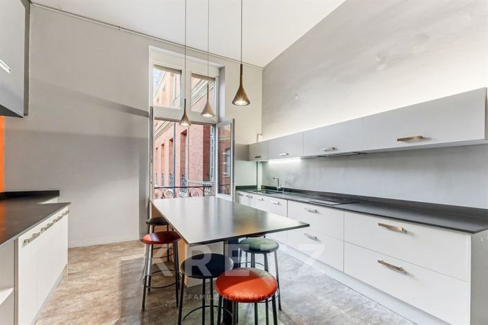 Image No.5-Apartment for sale