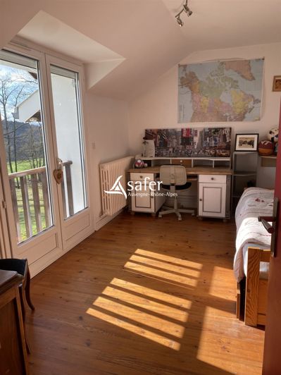 Image No.8-4 Bed House for sale