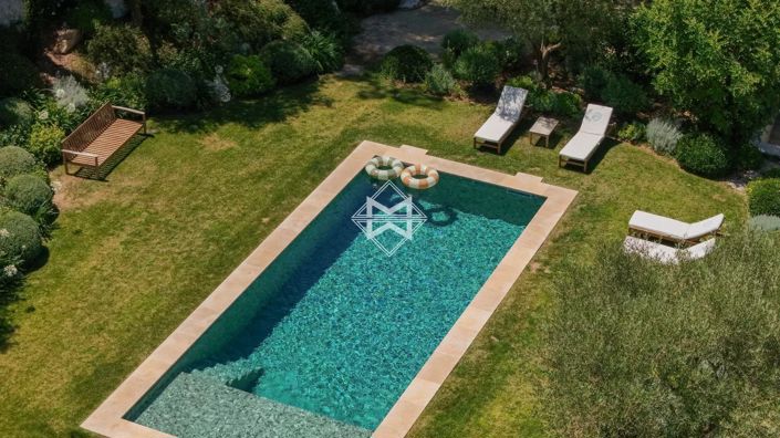 Image No.18-5 Bed House for sale