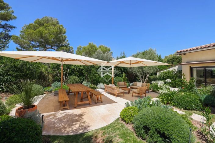 Image No.4-5 Bed House for sale