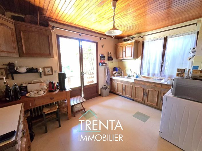 Image No.6-4 Bed House for sale