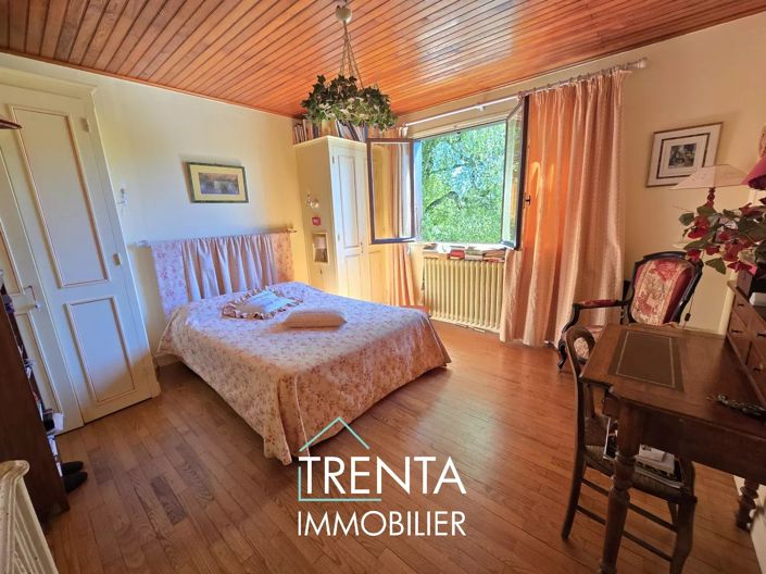 Image No.7-4 Bed House for sale