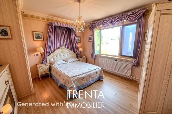 Image No.9-4 Bed House for sale