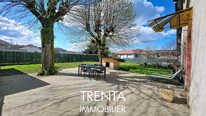 Image No.2-3 Bed House for sale