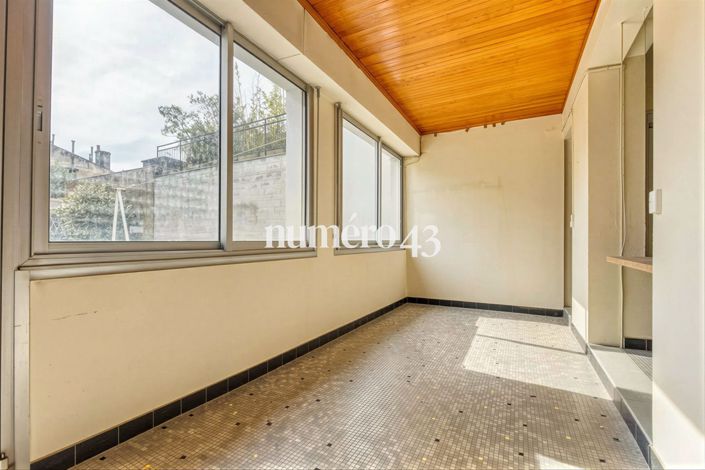 Image No.19-4 Bed House for sale