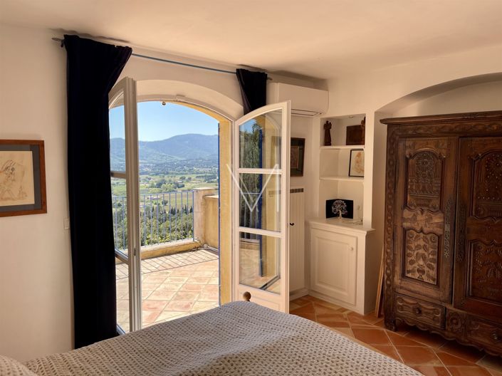 Image No.13-7 Bed House for sale